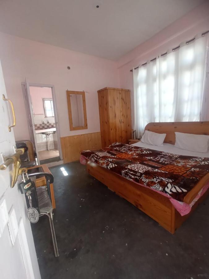 Snow Oak Guest House Kasol Extérieur photo