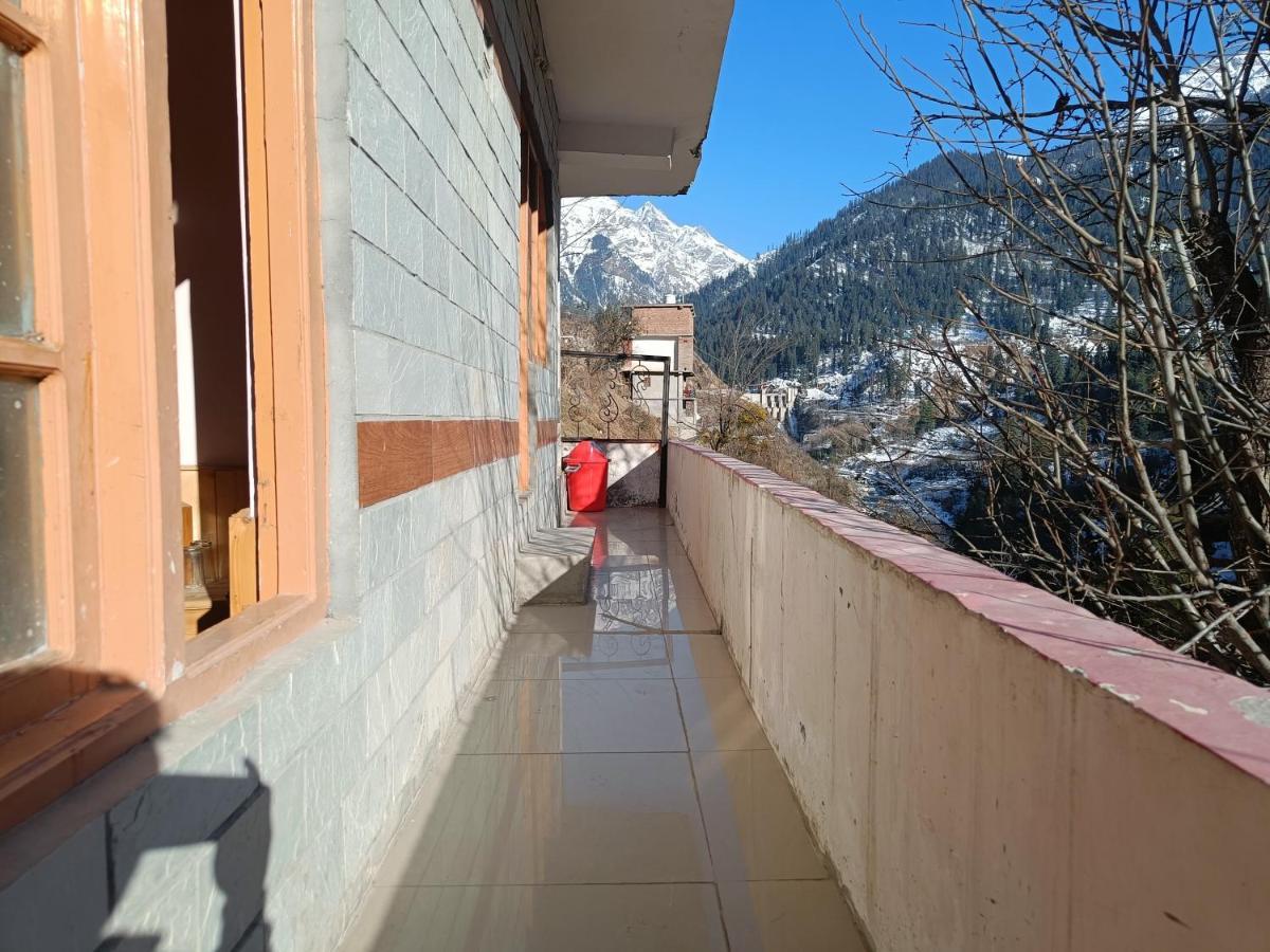 Snow Oak Guest House Kasol Extérieur photo