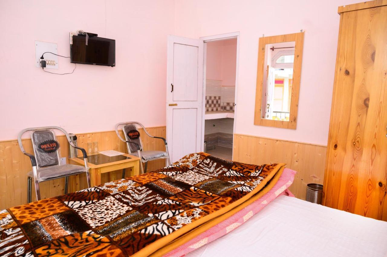 Snow Oak Guest House Kasol Extérieur photo